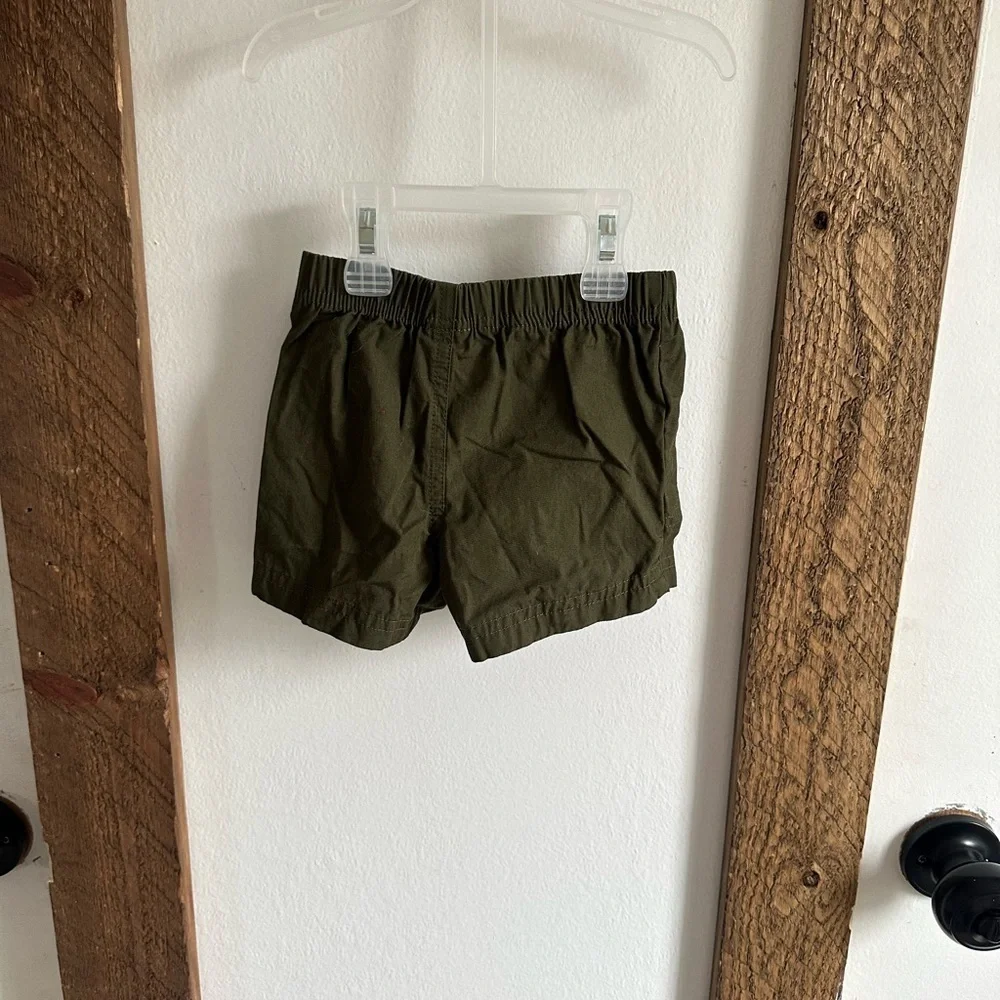 Carter’s Button Up & Shorts Set 9 Month Baby Boy  Euc  Bin 16